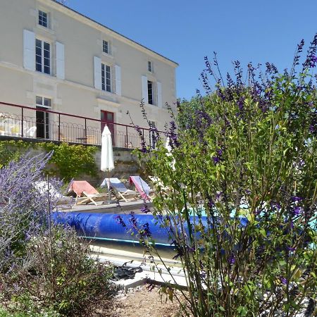Отель Les Jardins De Xanton Экстерьер фото